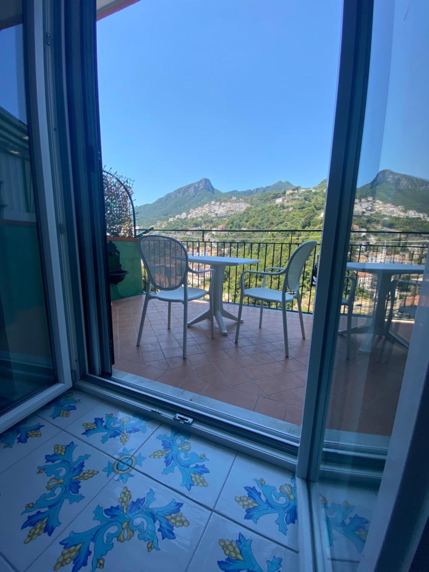Panoramic Flat Amalfi Coast - Sea View 1 Διαμέρισμα Vietri Εξωτερικό φωτογραφία
