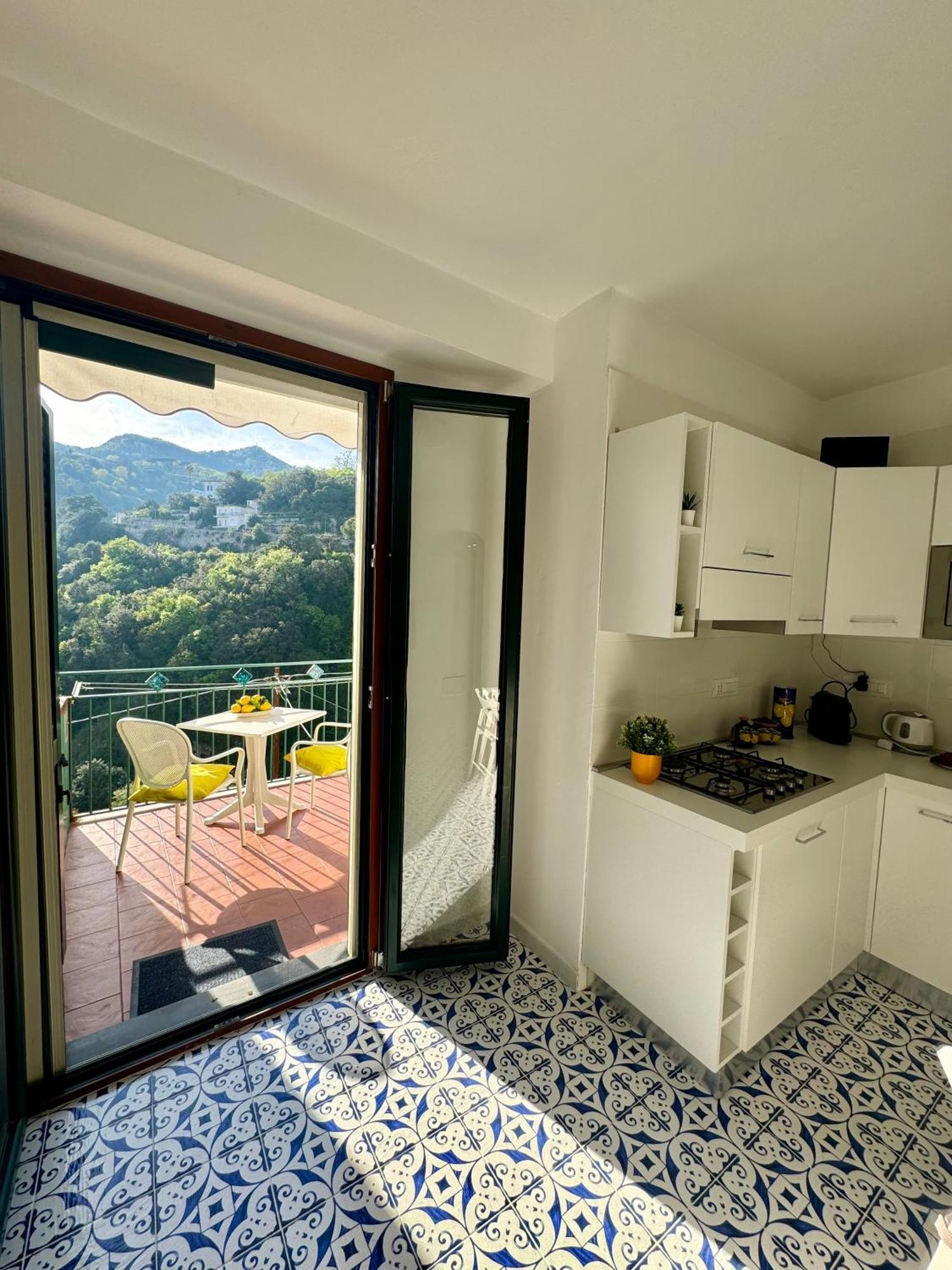 Panoramic Flat Amalfi Coast - Sea View 1 Διαμέρισμα Vietri Εξωτερικό φωτογραφία